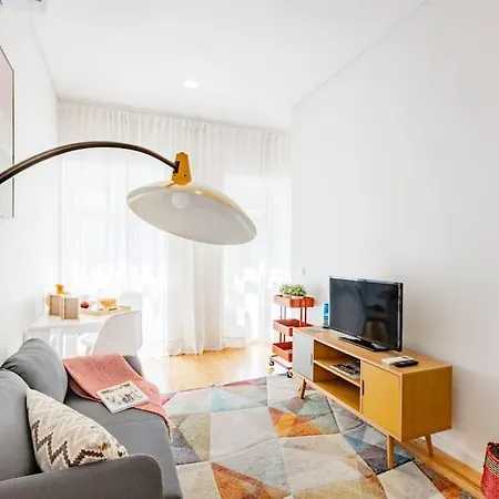 Urban Mood Apartment *